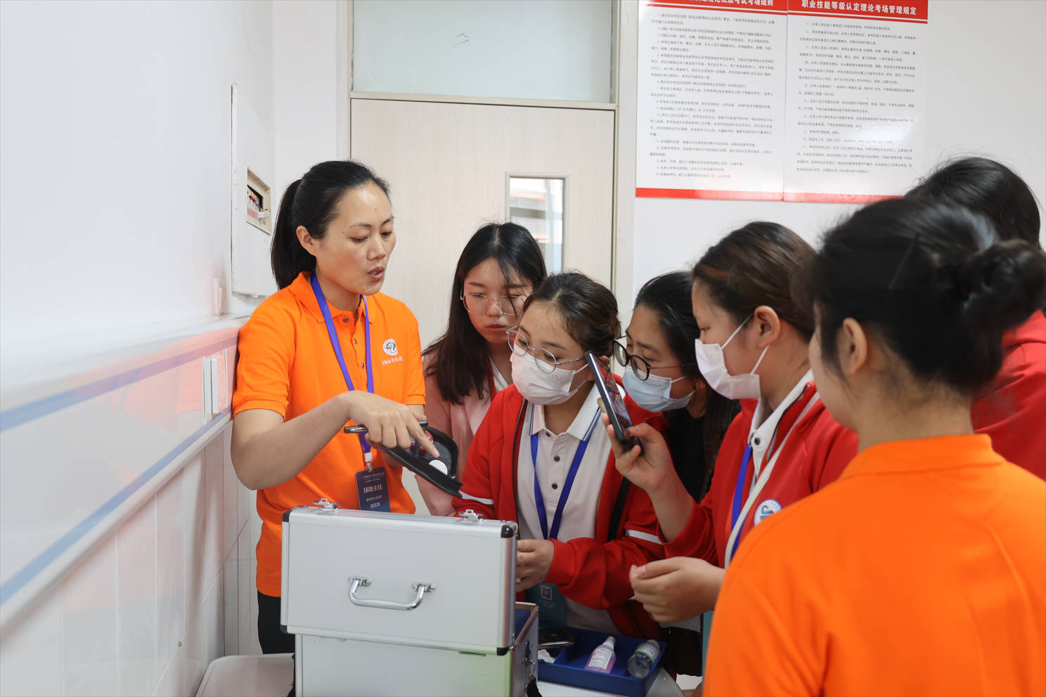 河南省第二届职业技能大赛健康照护赛项